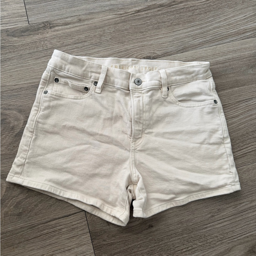 American Eagle Outfitters Ivory Denim Jean Shorts Size 4
